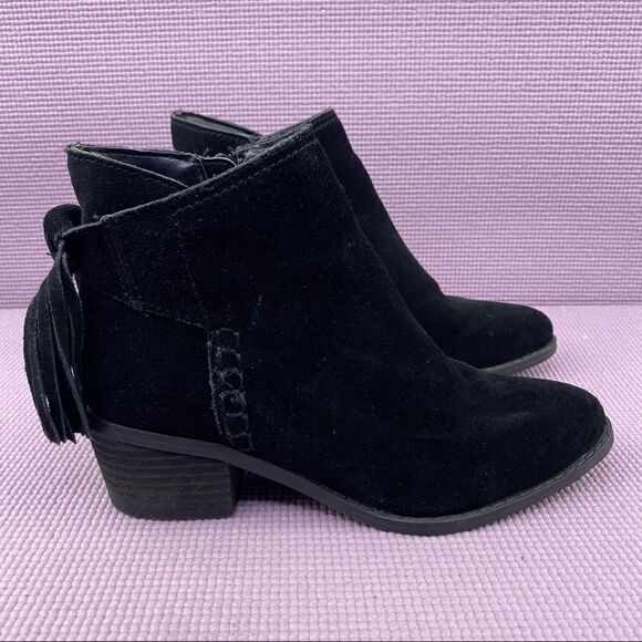 American Eagle Outfitters Y2K Tassel Back Suede Ankle Boots Black 6 - Picture 1 of 11